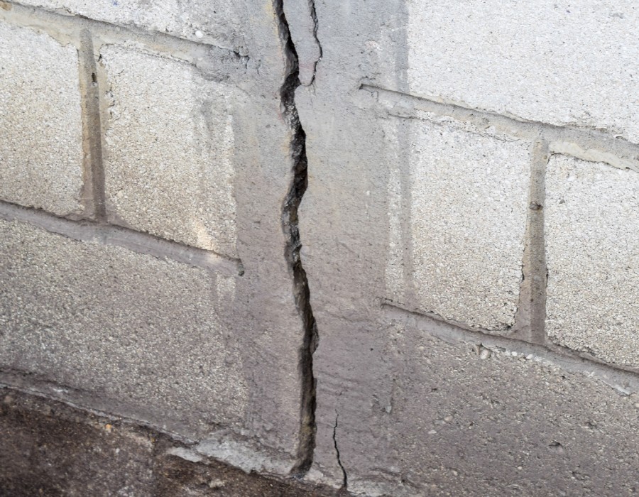 Sous oeuvre, fissure Sous oeuvre, fissure
